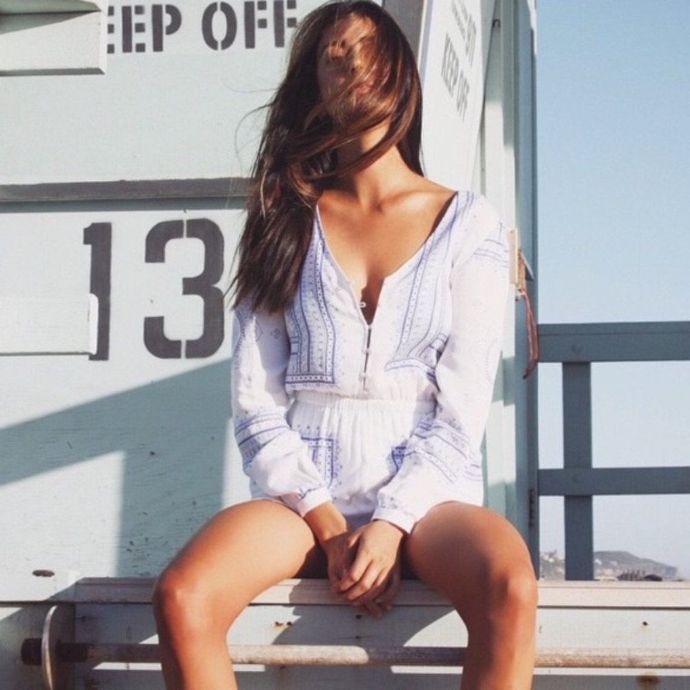 SOLD Jet Set Diaries romper nwt,